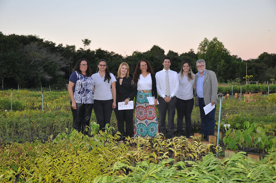 Secretário de Meio Ambiente da Bahia, João Carlos, conhece a Base do Programa Arboretum em Teixeira de Freitas.